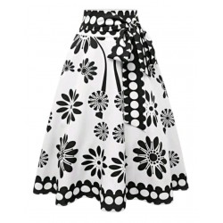 White vintage skirt with an...
